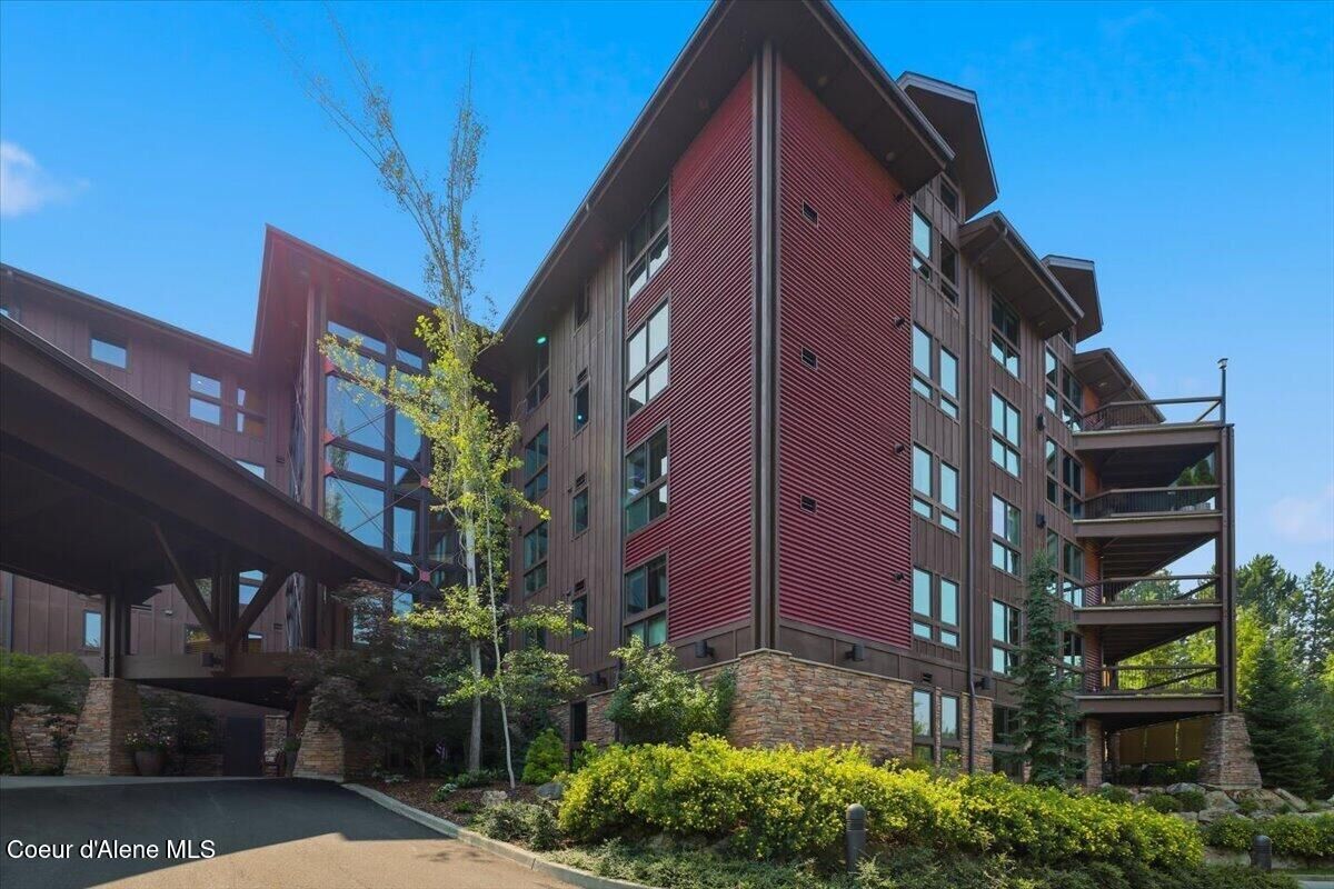 Property Photo:  1700 E Tower Pointe Dr Apt 101  ID 83814 