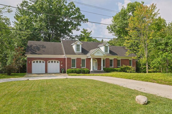 Property Photo: 5 Linden Lane OH 45215