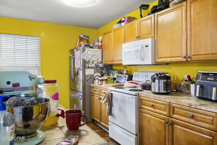 Property Photo:  2837 Altha Avenue  FL 32405 