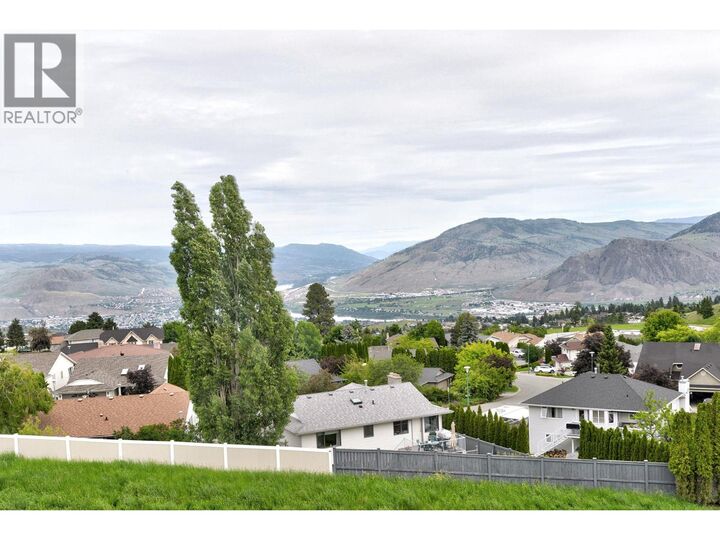 Property Photo:  738 Dunrobin Drive 6  BC V1S 0B9 