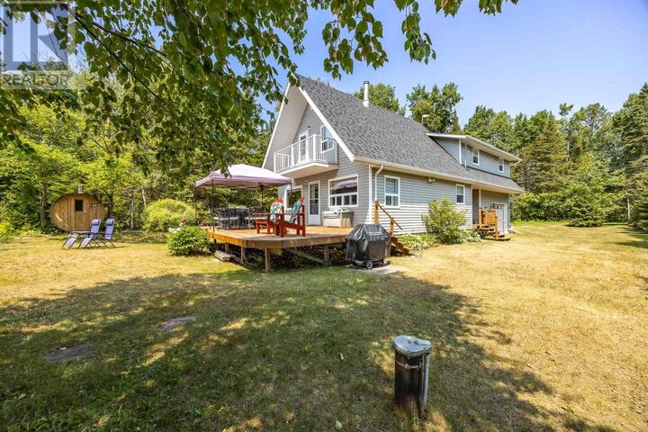 Property Photo: 2114 Four Seasons Dr ON P0S 1E0