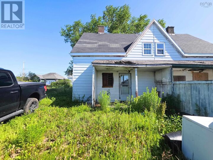 Property Photo: 204 Mansfield Street NS B1A 3N8