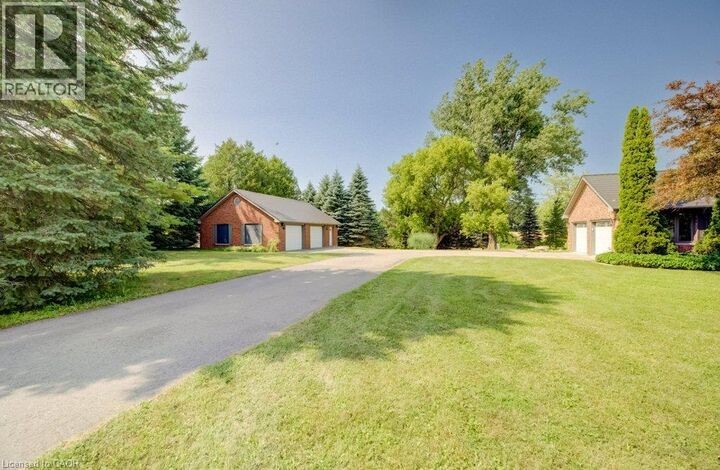 3335 Lobsinger Line — photo 1