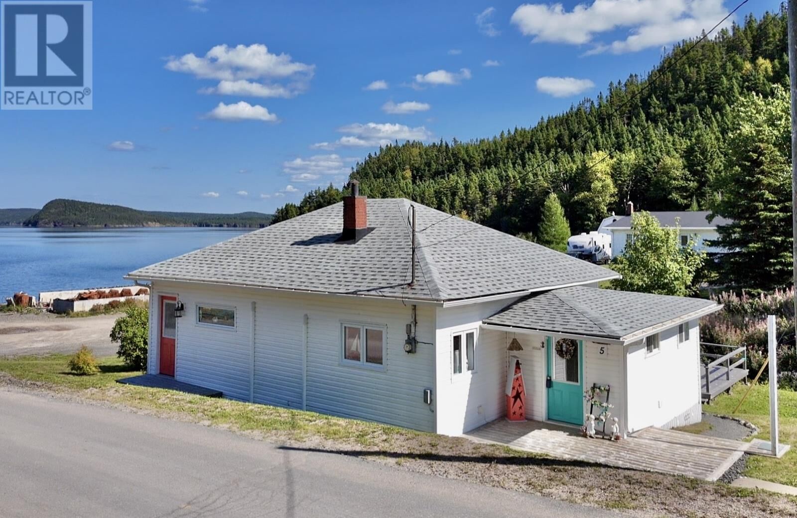 Property Photo: 5 Main Road NL A0C 1H0