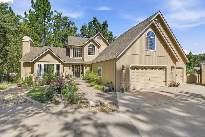 Property Photo:  20548 Sherry Court  CA 95372 