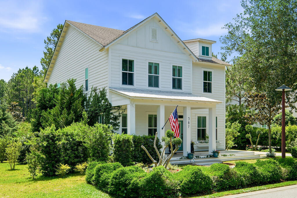 Property Photo:  387 Medley Street  FL 32461 