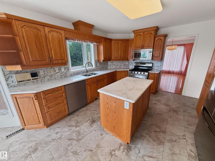 Property Photo: 26123 Twp Road 511 15 AB T7Y 1B9