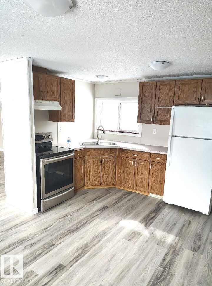 Property Photo: 4819 51 Avenue AB T0C 1Z0