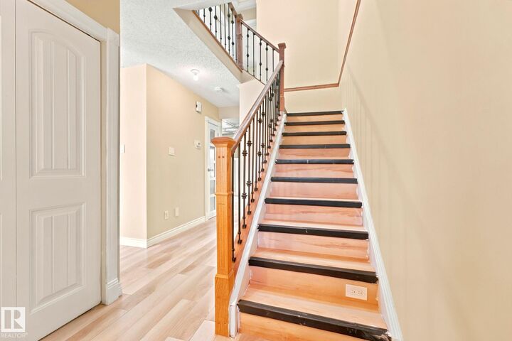 Property Photo: 4707 126 Avenue NW 41 AB T5A 4K4