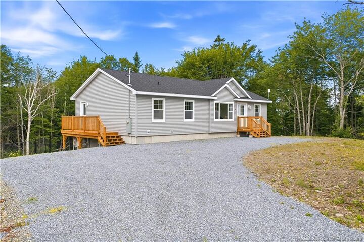 45 Friars Drive — photo 1