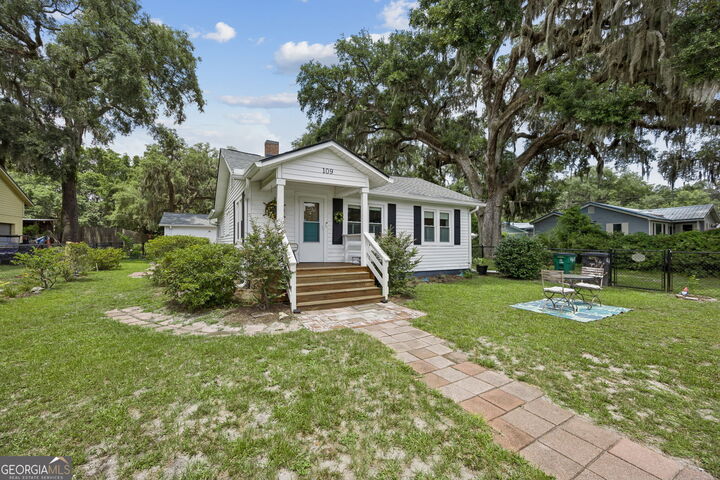 Property Photo:  109 E Church Street  GA 31558 