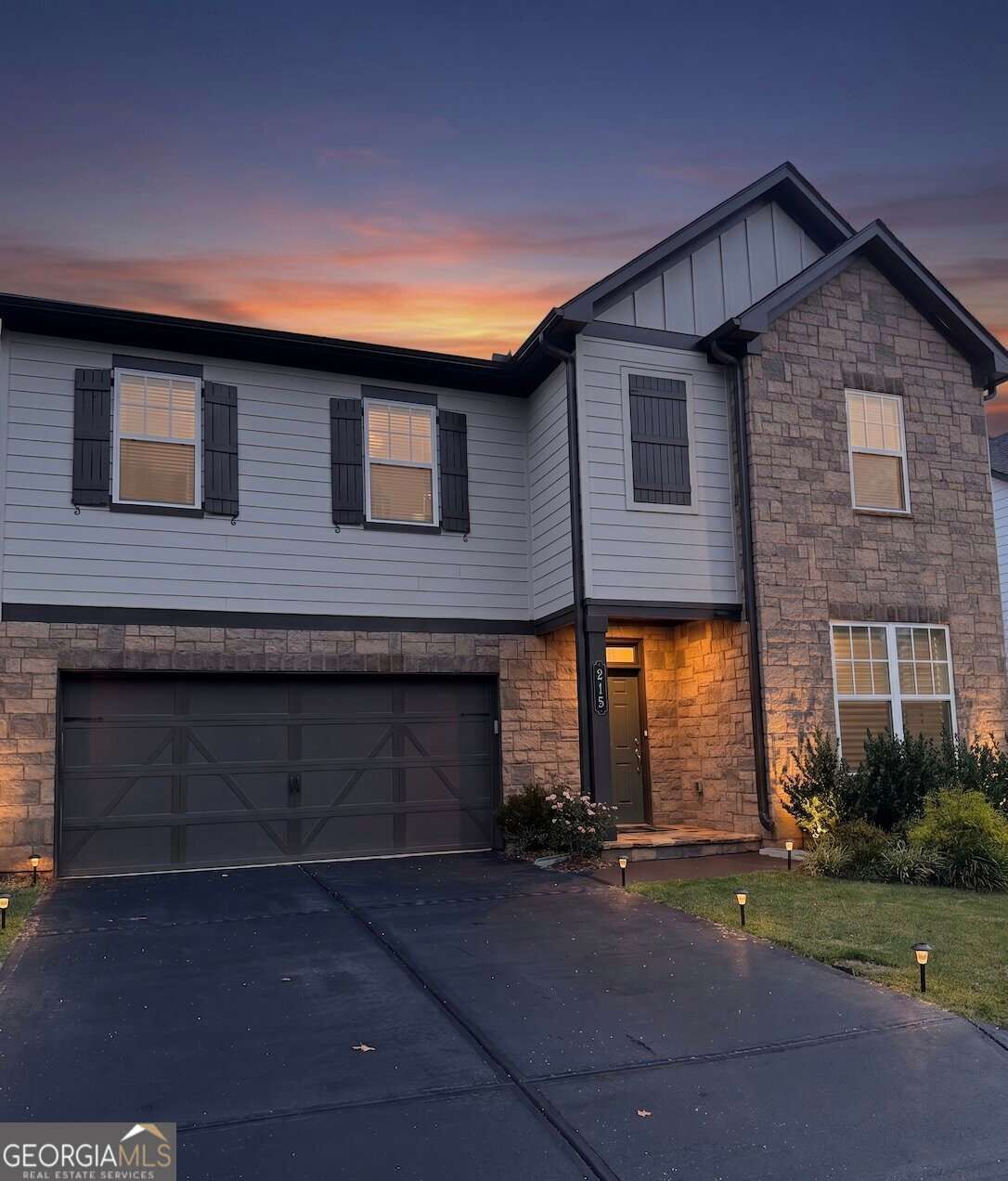 Property Photo: 215 Foxhill Drive GA 30534