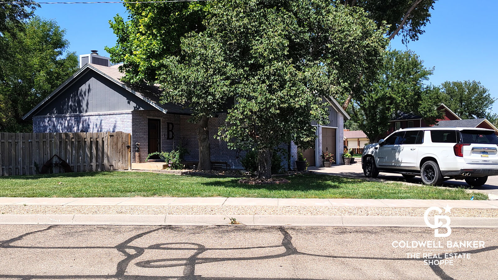 Property Photo:  1207 Kingsbury Road  KS 67846 