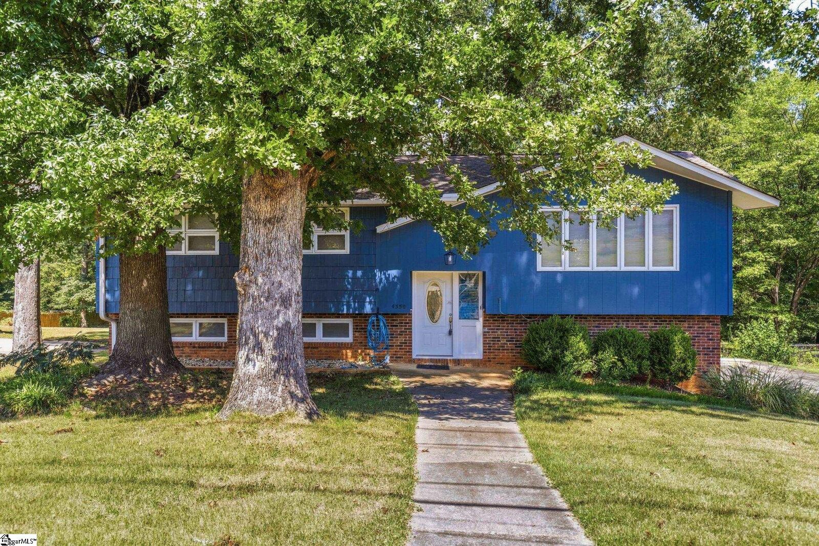 Property Photo: 4350 Conrad Drive SC 29301