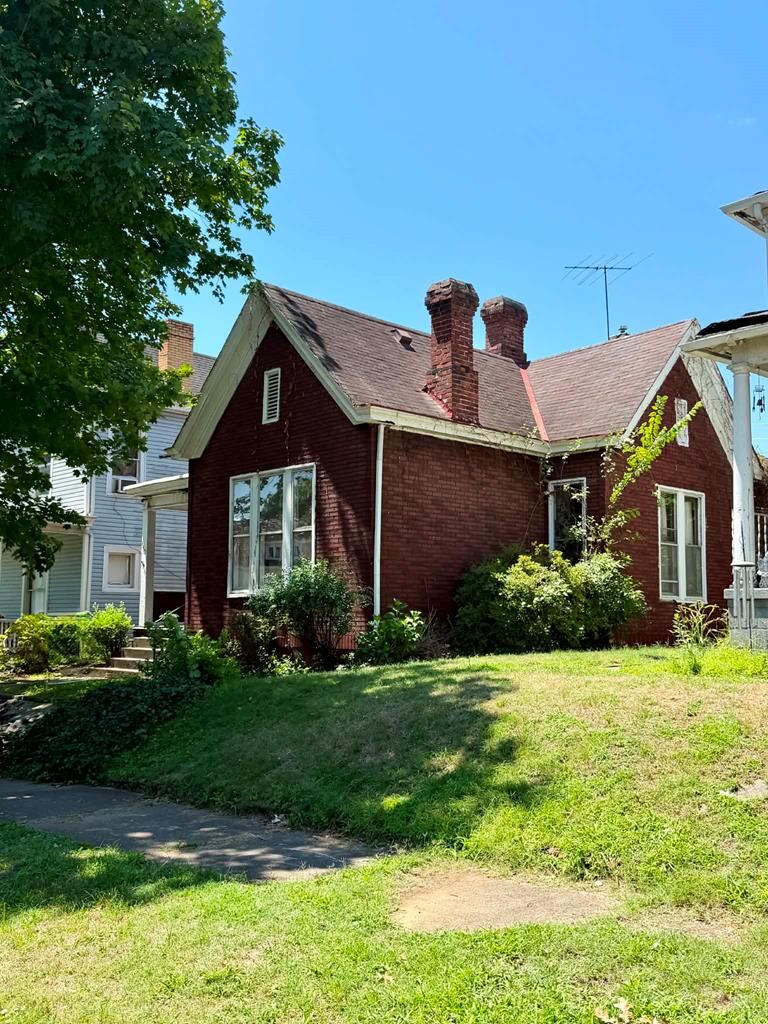 Property Photo:  1401 Park Avenue  OH 45662 