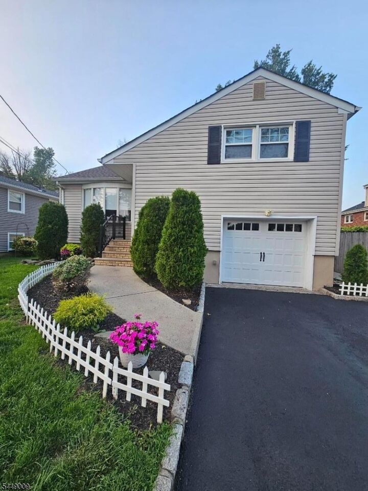 Property Photo:  1609 Central Ave  NJ 07090 