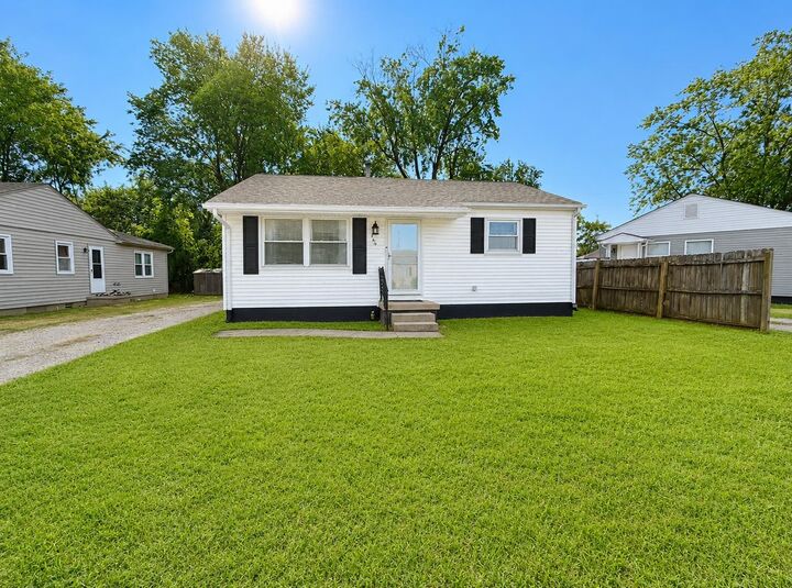 Property Photo: 264 S Lincoln Ave KY 42420