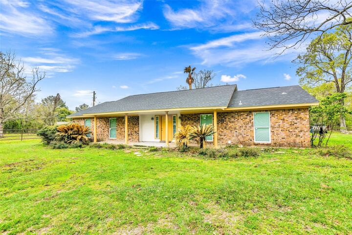 Property Photo: 481 County Road 2084 TX 77575