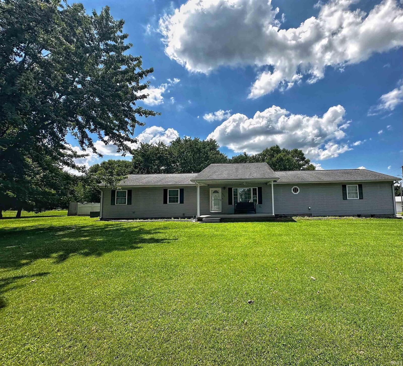 Property Photo:  809 NW 16th Street  IN 47501 