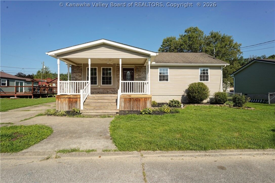 Property Photo:  101 Pinehurst Drive  WV 25202 