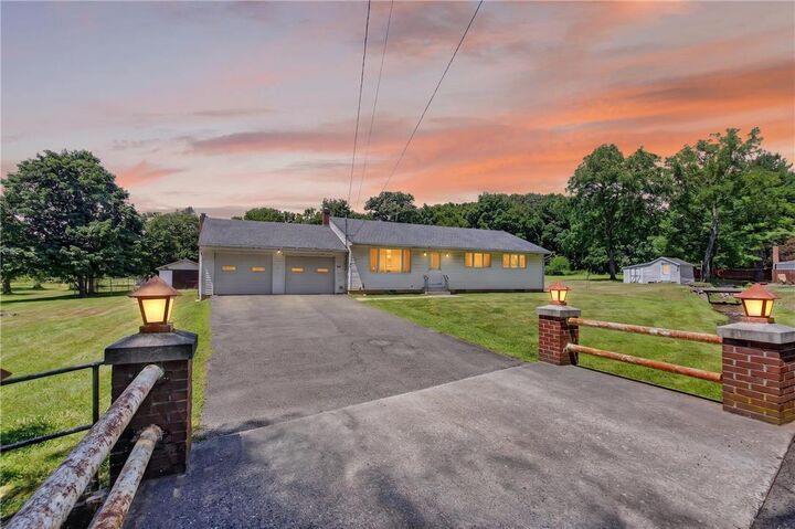 Property Photo:  51 Reynolds Road  PA 18252 