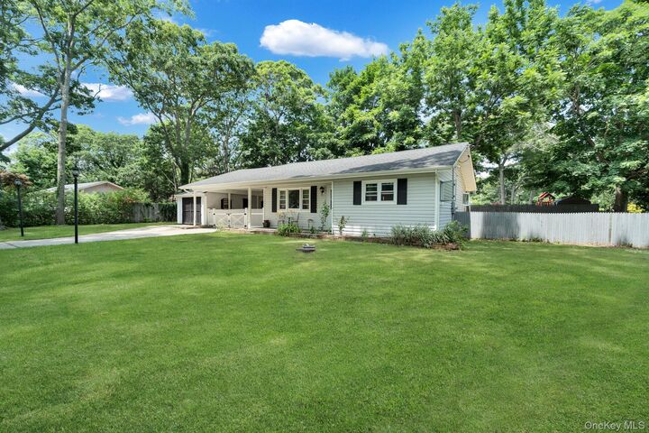 Property Photo:  109 Pine Road  NY 11951 