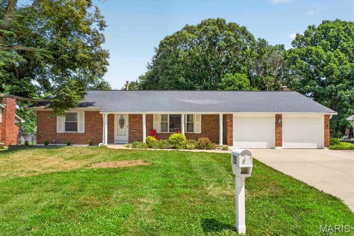 Property Photo:  306 Portwind Place  MO 63021 