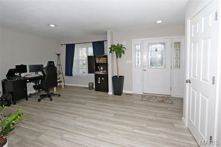 Property Photo: 713 Palisades Drive MO 63301