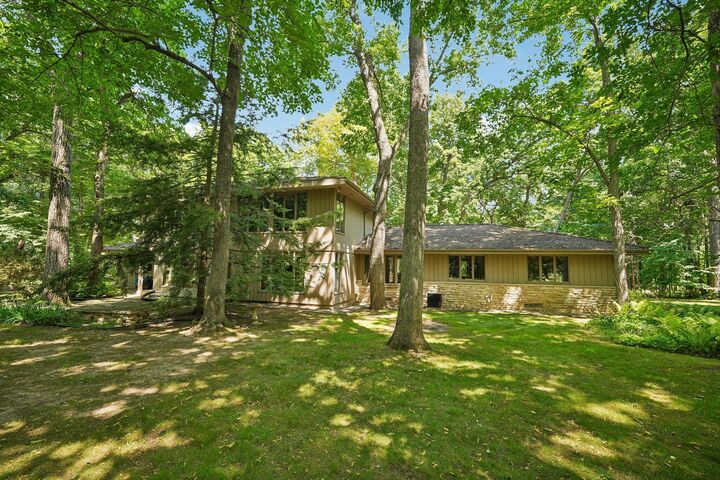 Property Photo: S46w28740 Perren Dale Rd WI 53189