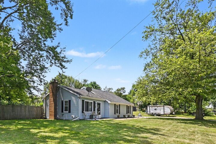 Property Photo:  325 Burt Avenue  MI 49201 