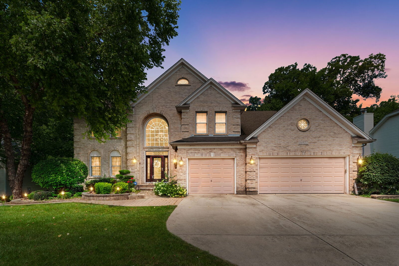 Property Photo: 16922 Arbor Creek Drive IL 60586