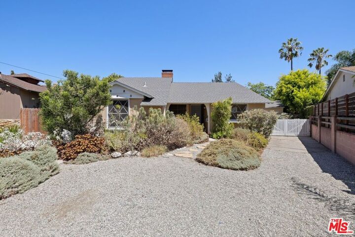 Property Photo: 13326 Bessemer Street CA 91401
