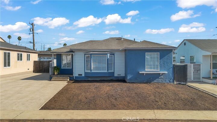 Property Photo:  2714 W Tichenor  CA 90220 