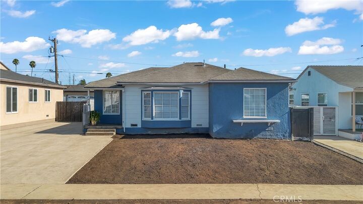 Property Photo:  2714 W Tichenor  CA 90220 