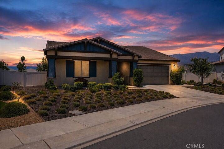 Property Photo: 1389 Hazel Lane CA 92220