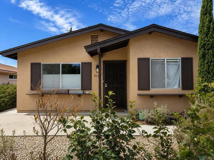 Property Photo:  3113 Buena Hills Drive  CA 92056 