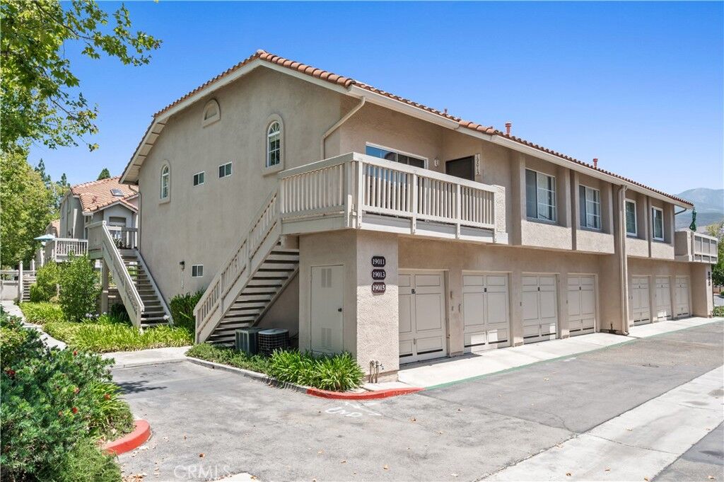 Property Photo: 19015 Canyon Summit CA 92679