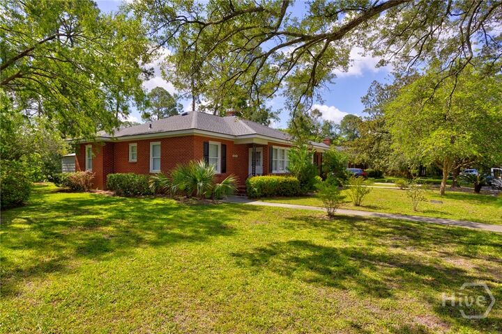 Property Photo:  4602 Sussex Place  GA 31405 
