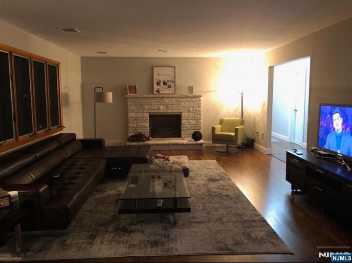 Property Photo:  333 Ratzer Road  NJ 07470 