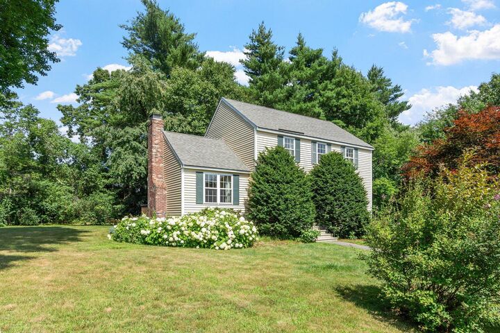 Property Photo: 2 Rain Pond Place NH 03038