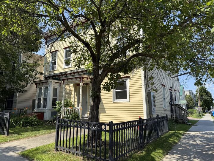 Property Photo:  1 Btv Investment Street  VT 05401 