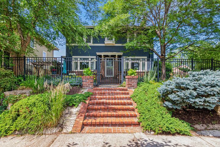 Property Photo:  3500 Park Avenue  MN 55407 