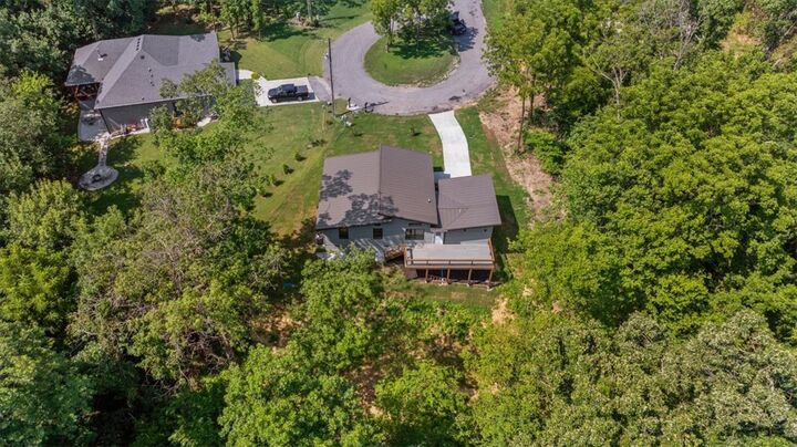 Property Photo:  5 Briscoe Place  AR 72715 