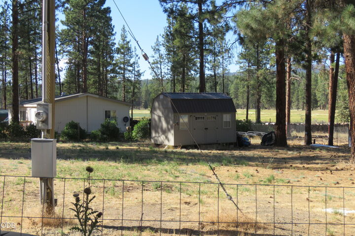 Property Photo:  8533 Teal Drive  OR 97623 