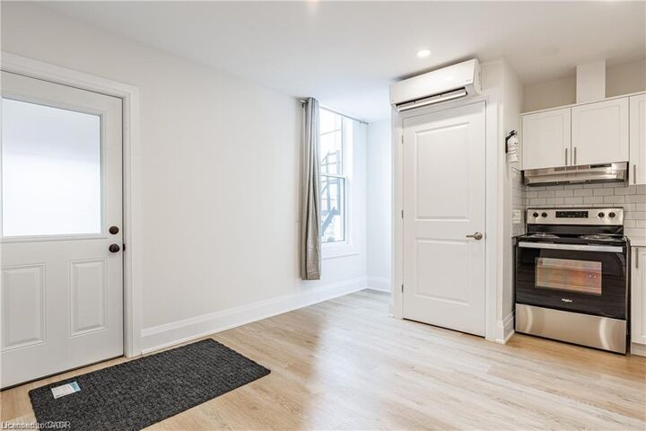 Property Photo: 106 East Avenue S 2 ON L8N 2T7