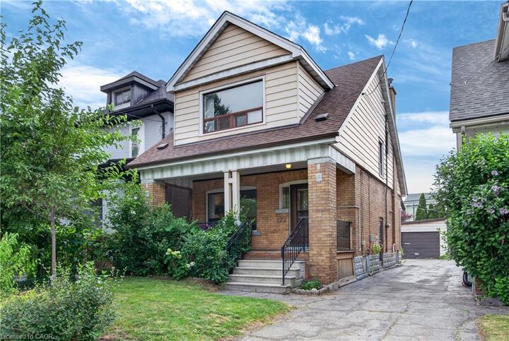 172 Kensington Avenue S — photo 1