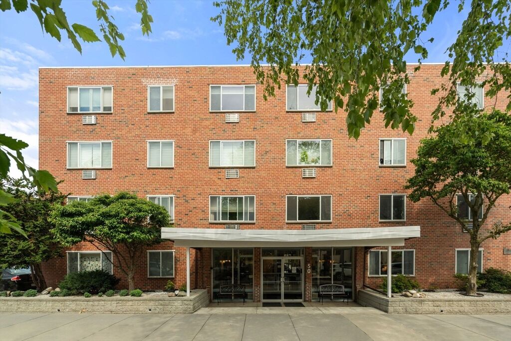 Property Photo: 50 Green Street 401 MA 02446