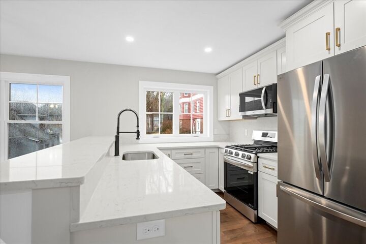 Property Photo: 33 Third 33 MA 01602