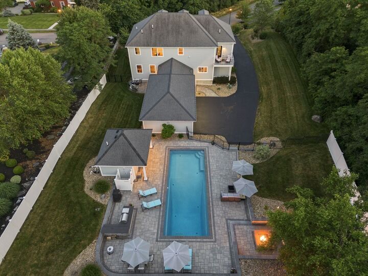Property Photo: 7 Bridle Spur Ln MA 01923