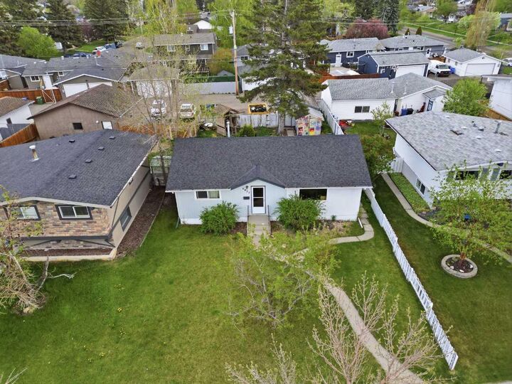 9032 Fairmount Drive SE — photo 1